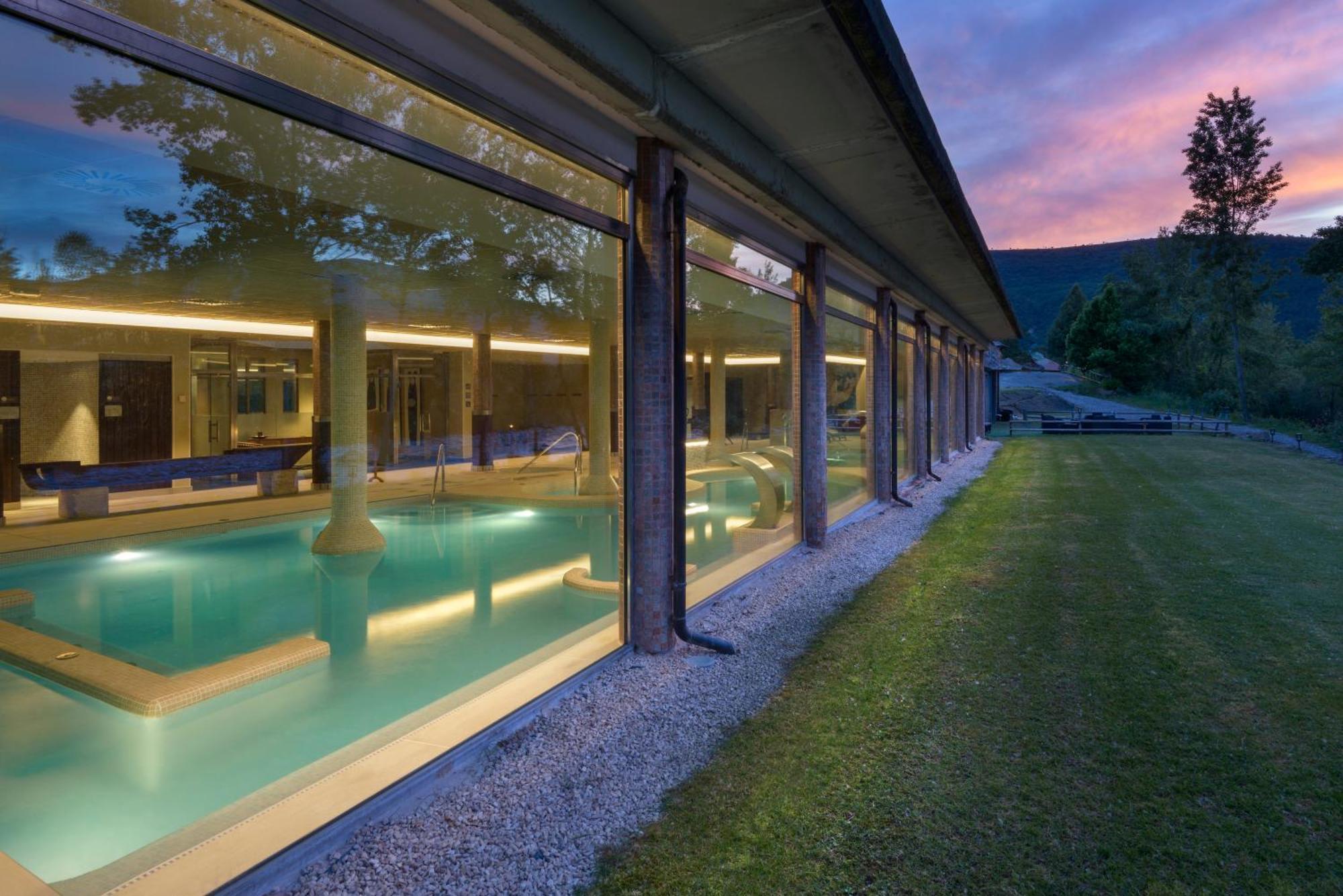 Hotel & Monasterio De 5*
