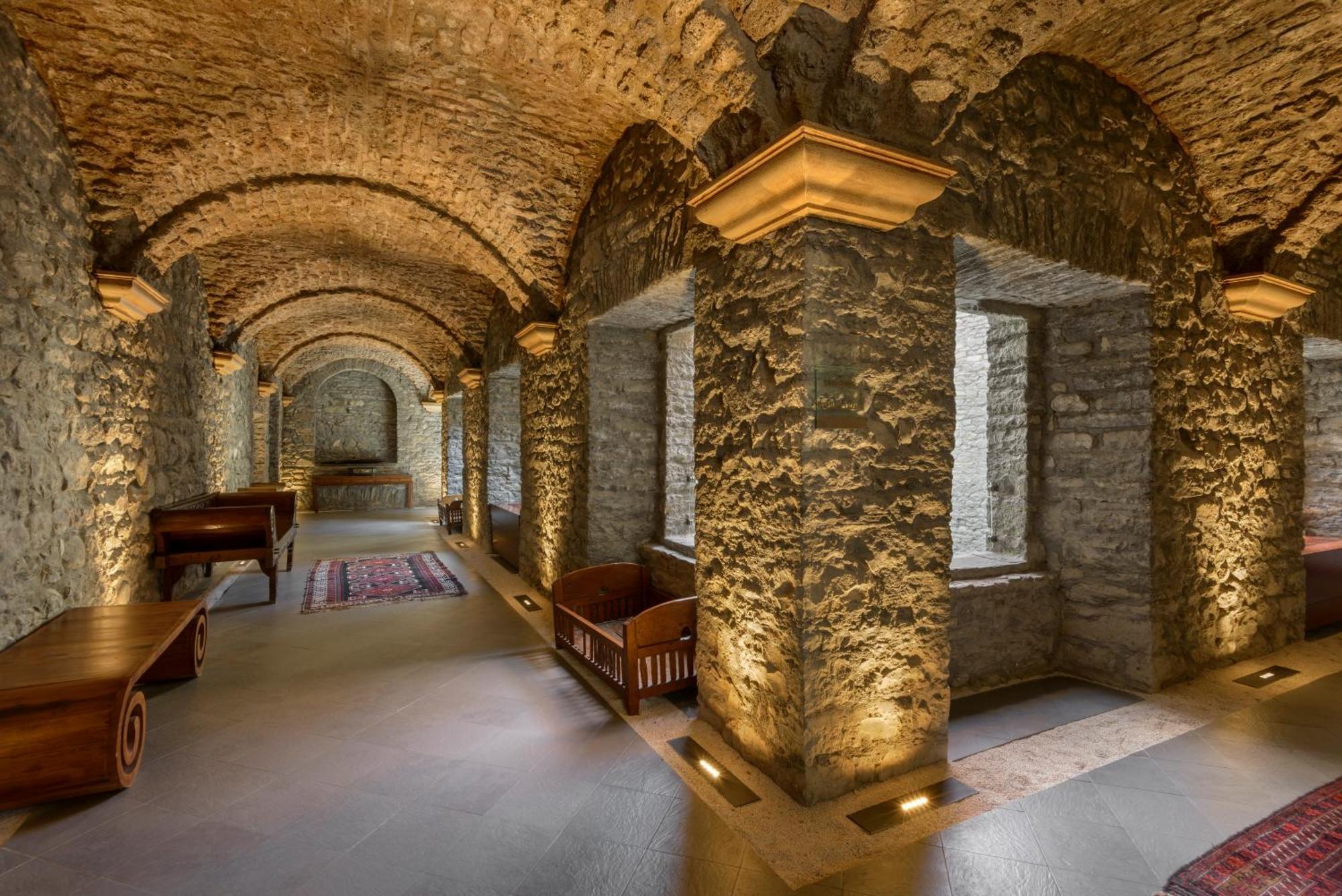 Hotel & Monasterio De