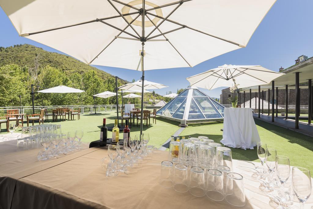 & Monasterio De 5*