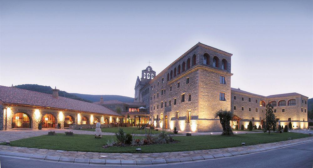 & Monasterio De 5*